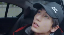 公共汽车里